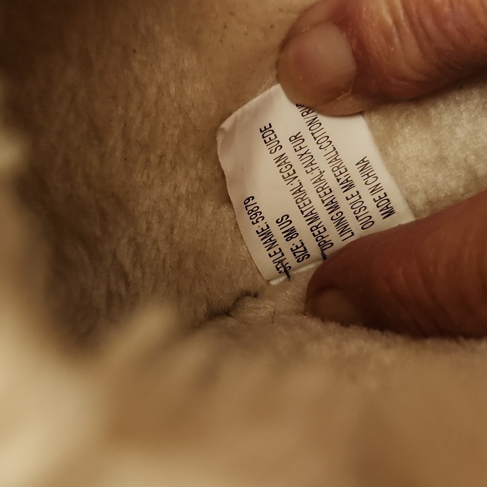Slippers - Picture 2 of 2